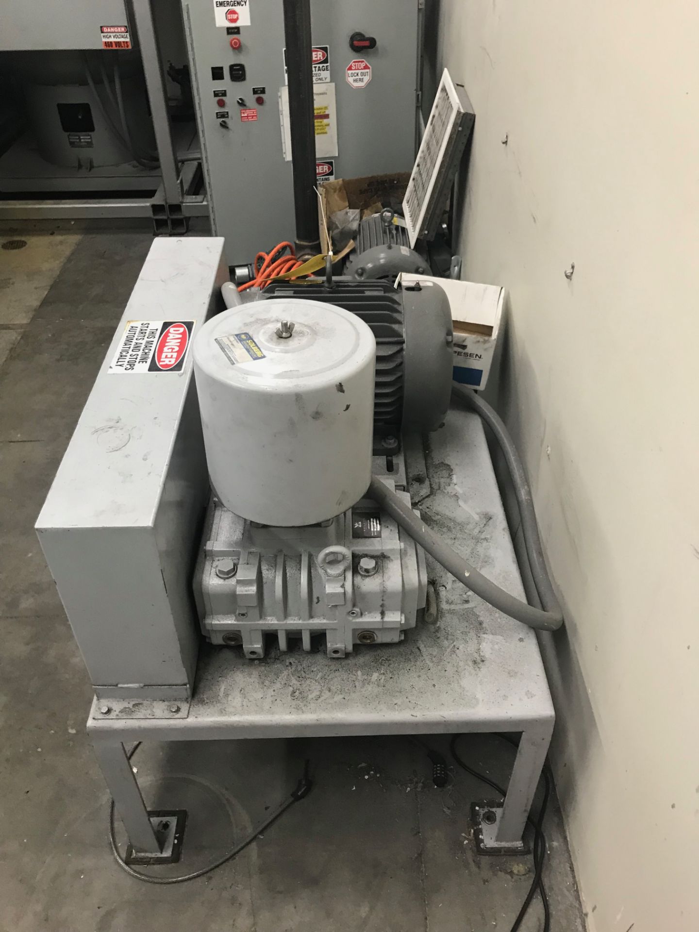 Republic Vacuum Pump, Model# Omega 41, Serial# 1139, Baldor 25 HP Motor, Removal Fee: $75 - Image 2 of 5