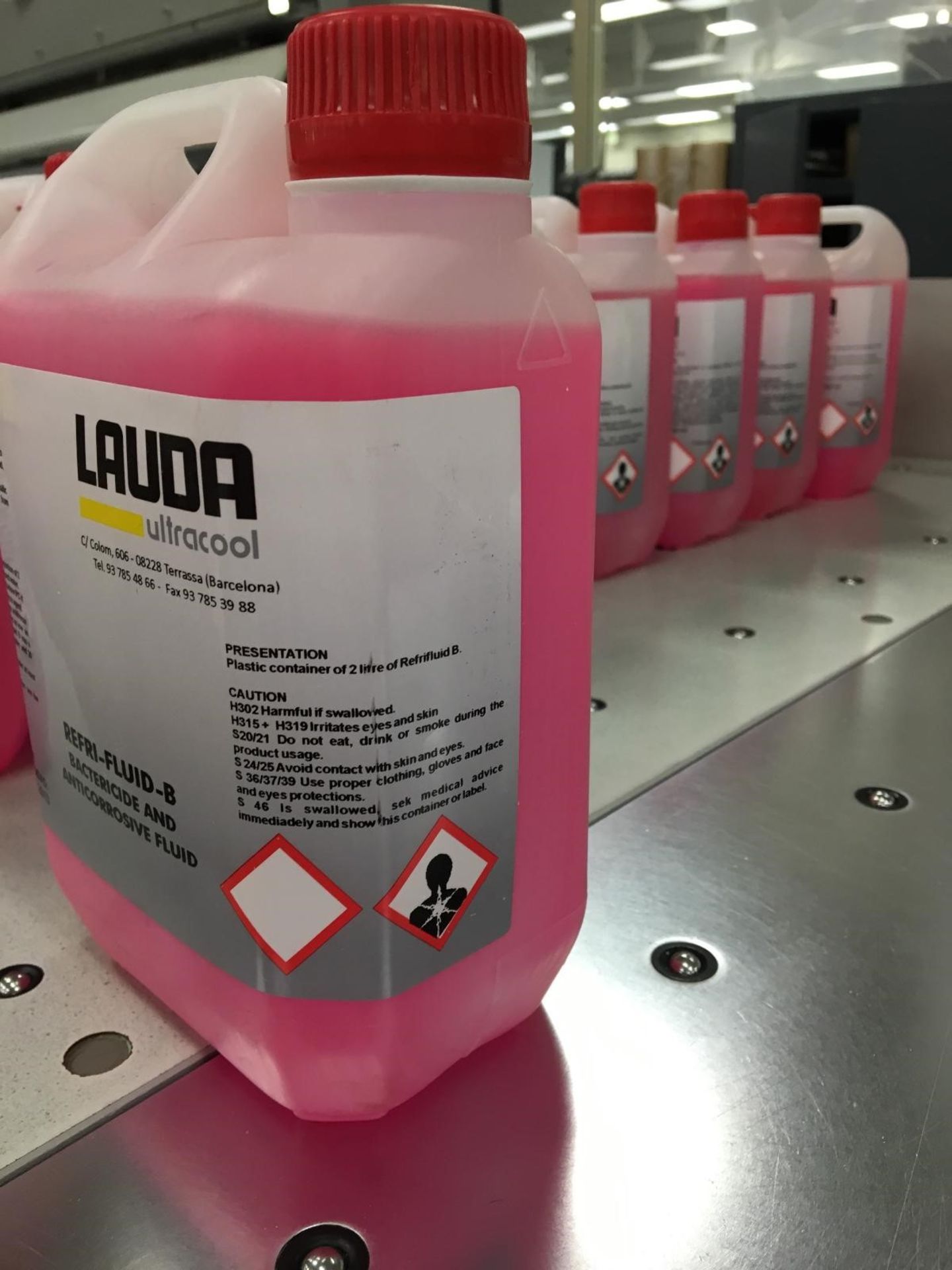 (25) Bottles of Lauda Ultracool Fluid, Refri-Fluid-B, Bactericide and Anticorrosive Fluid, Removal F - Image 2 of 5