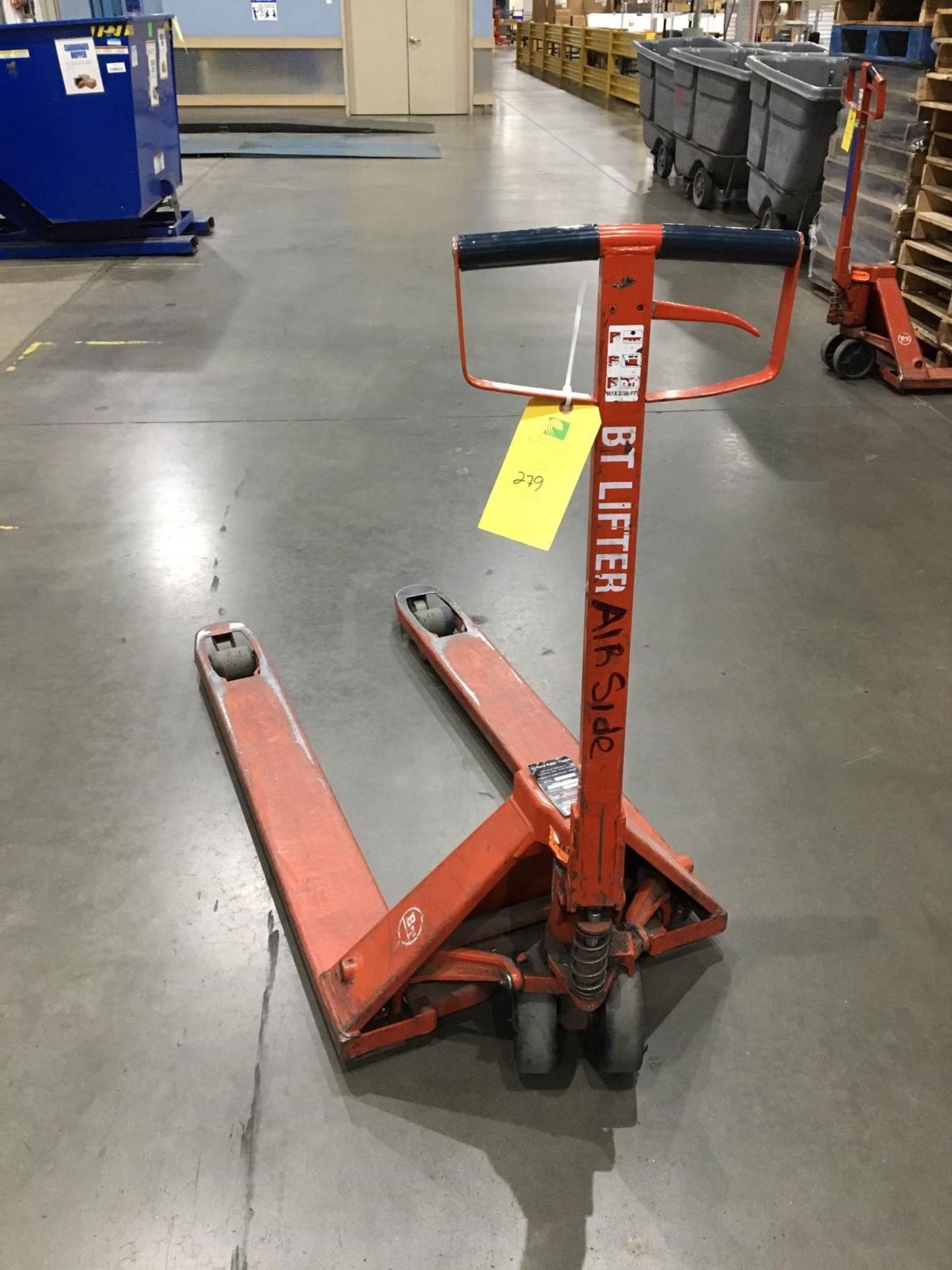 Pallet Jack, Removal Fee: $10