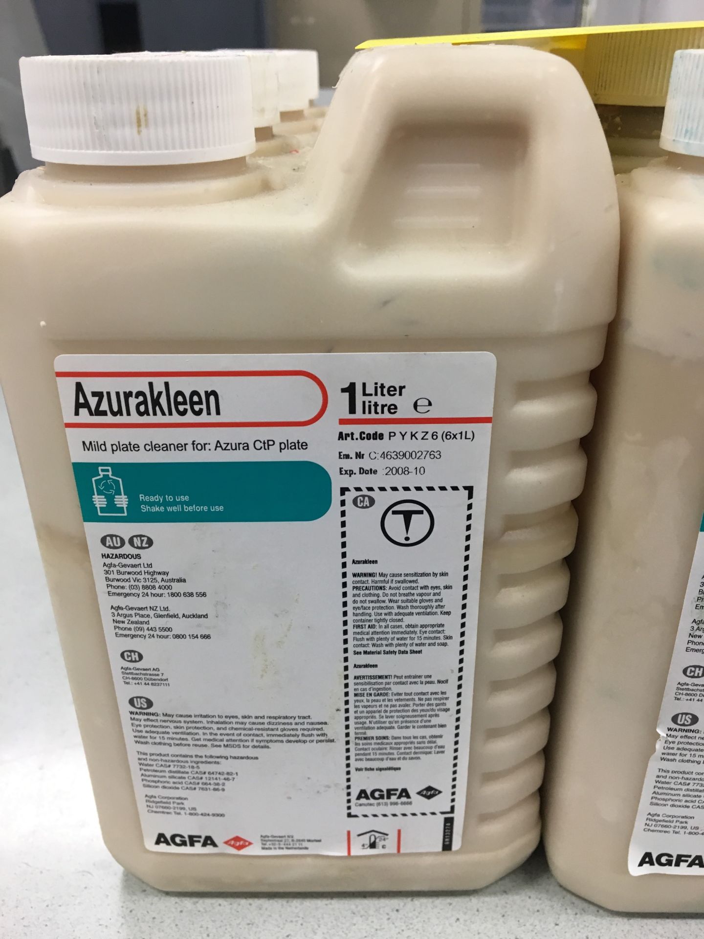 (8) Containers of Azurakleen, Mid Plate Cleaner for Azura CtP Plate, 1 liter per container - Image 2 of 3