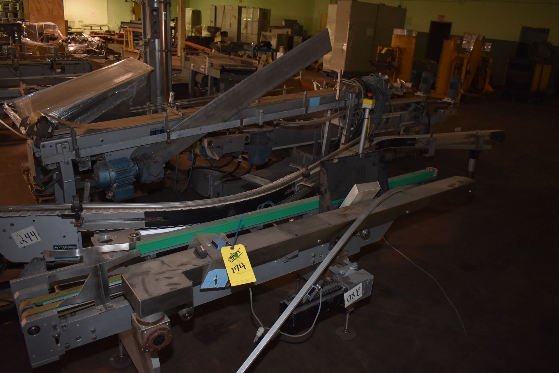 3-Sections Conveyor - Assorted, RIGGING FEE - $200