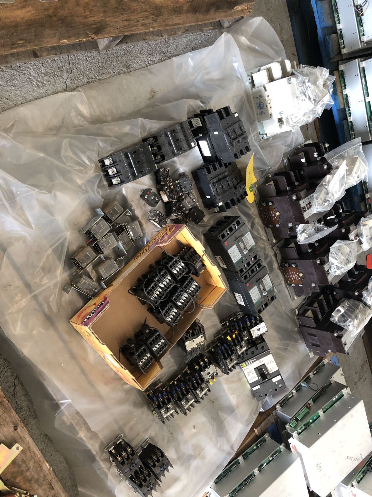 Pallet of Assorted Sized Breakers - Image 2 of 2