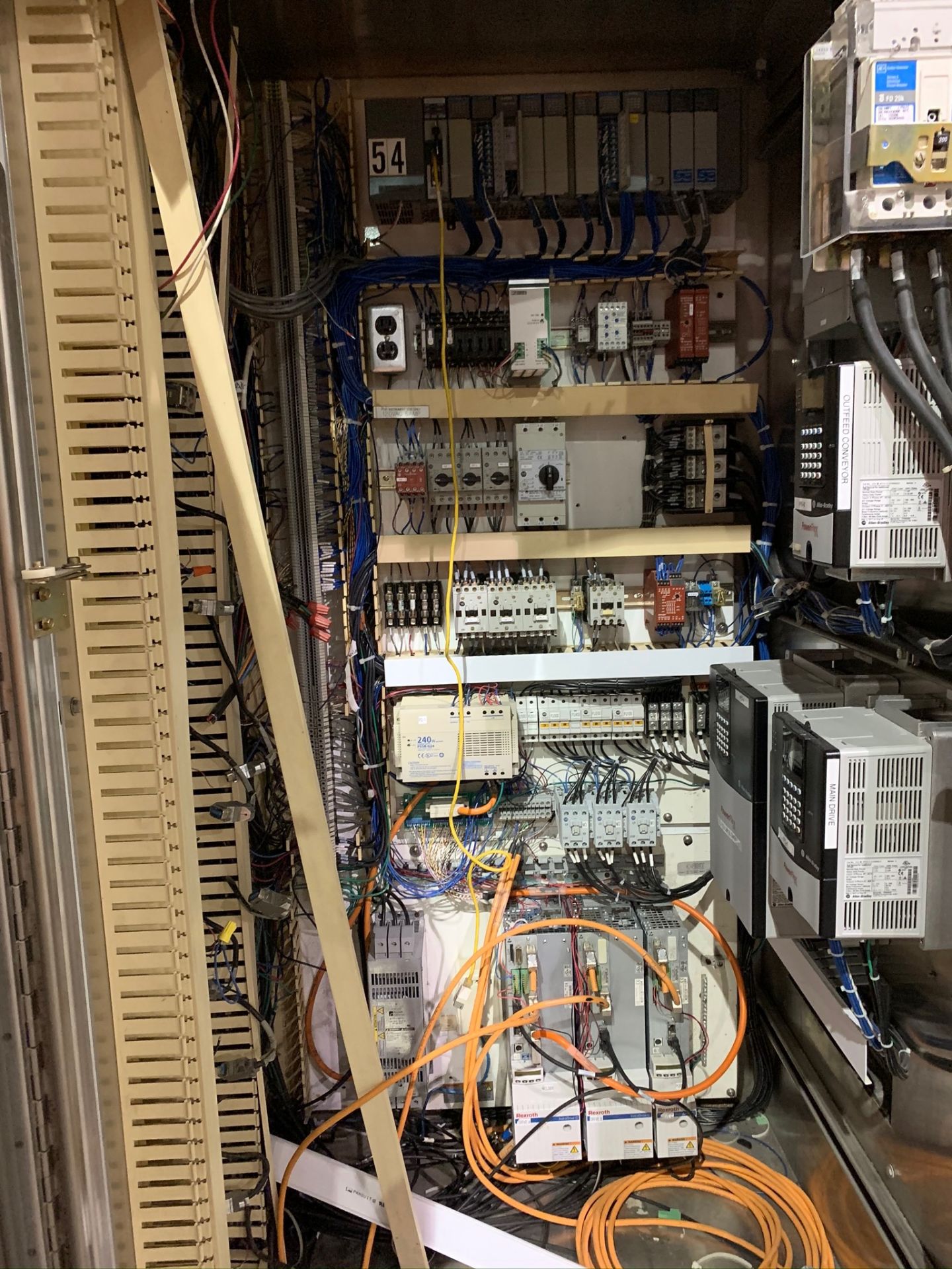 Control Panel with Allen Bradley PowerFlex Units and Boards. Blower Fan also included (Rigging Fee - - Image 4 of 6