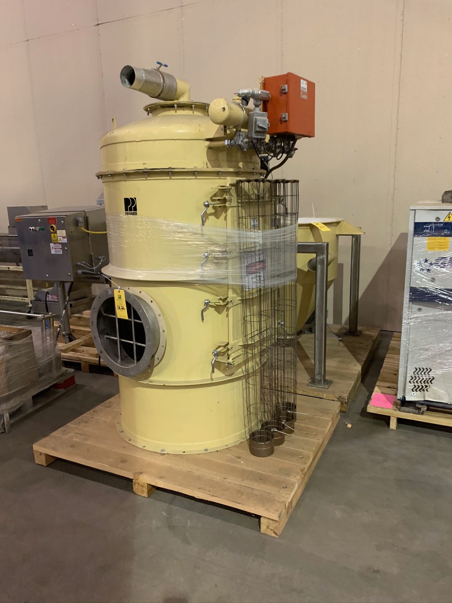 Premier Pneumatics Dust Collector Model FPC-P-E-14-58-102 S/N 5214-107 (Rigging Fee - $250)