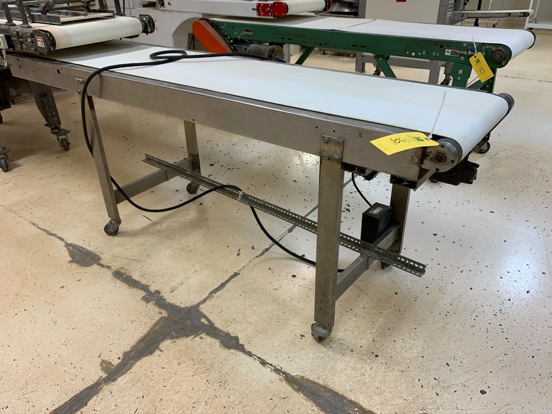 Discharge Conveyor, RIGGING FEE: $75