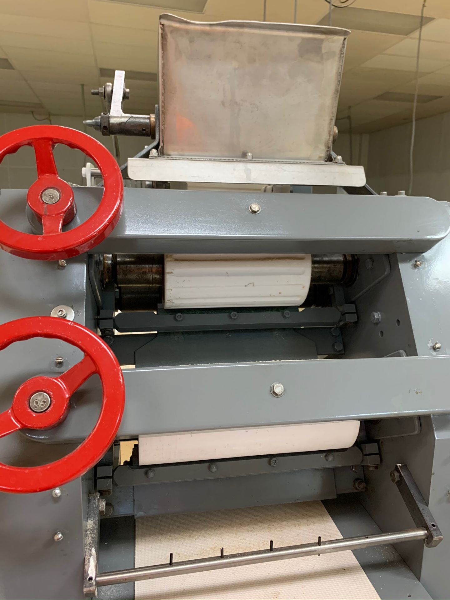 Lane Moulder Model Double 5 -8000 S/N D-S 9002, RIGGING FEE: $100 - Image 3 of 4