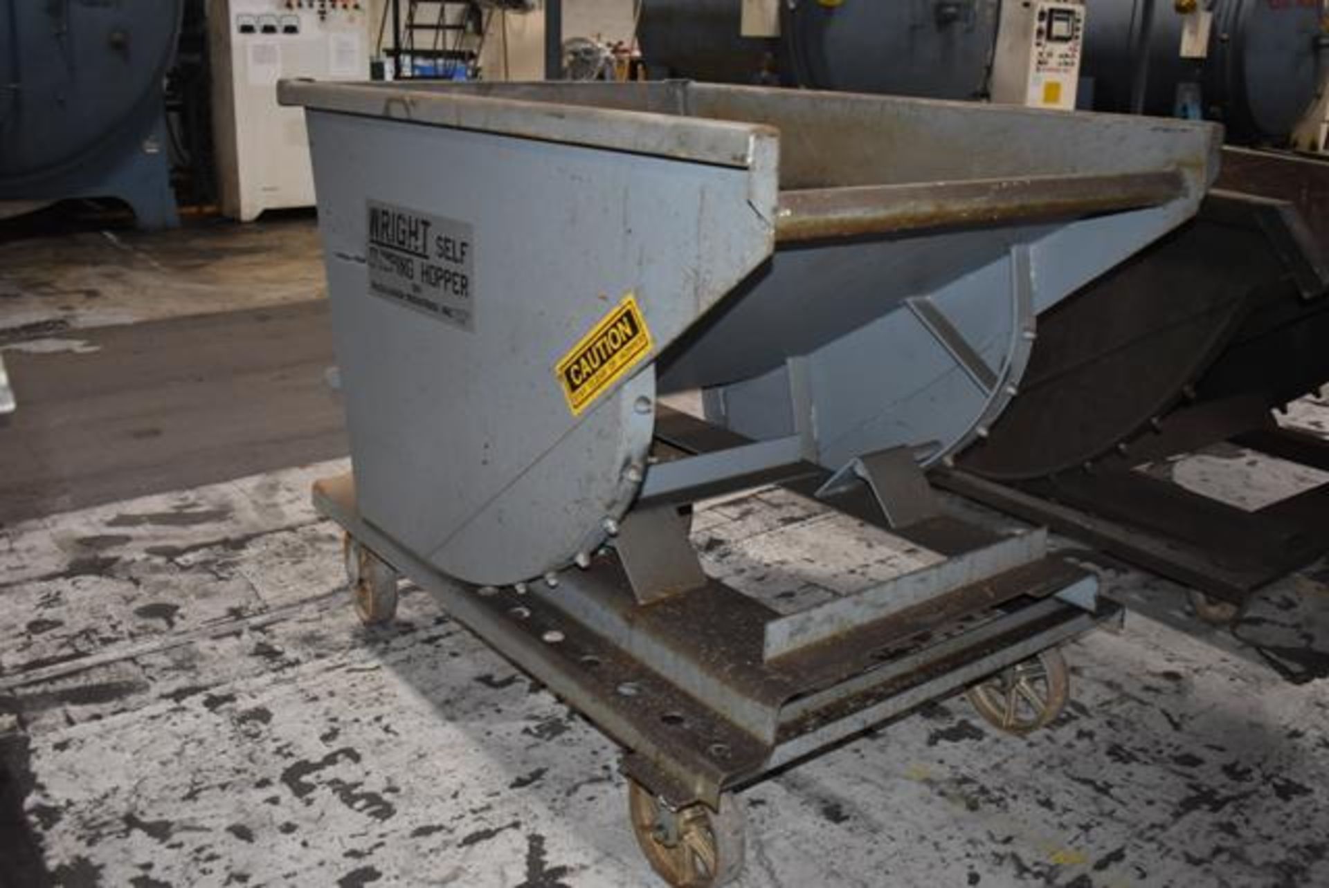 Wright Model 5077 Self Dumping Hopper, Rated 1/2 Yd Capacity - Image 2 of 3