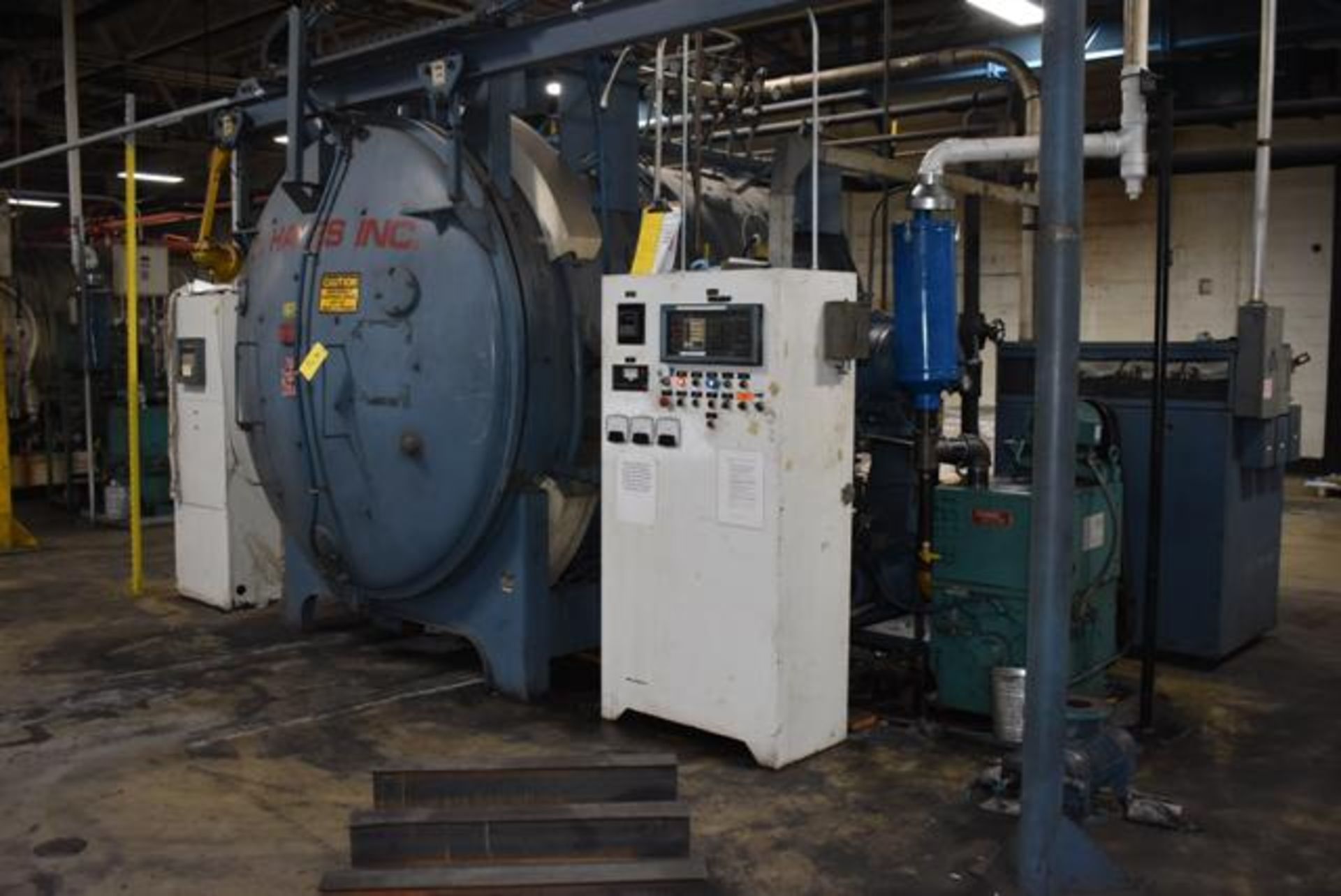 Hayes Annealing Furnace, Model #VMH-T, Includes Related Pumps, Motors & Controls - Image 2 of 5