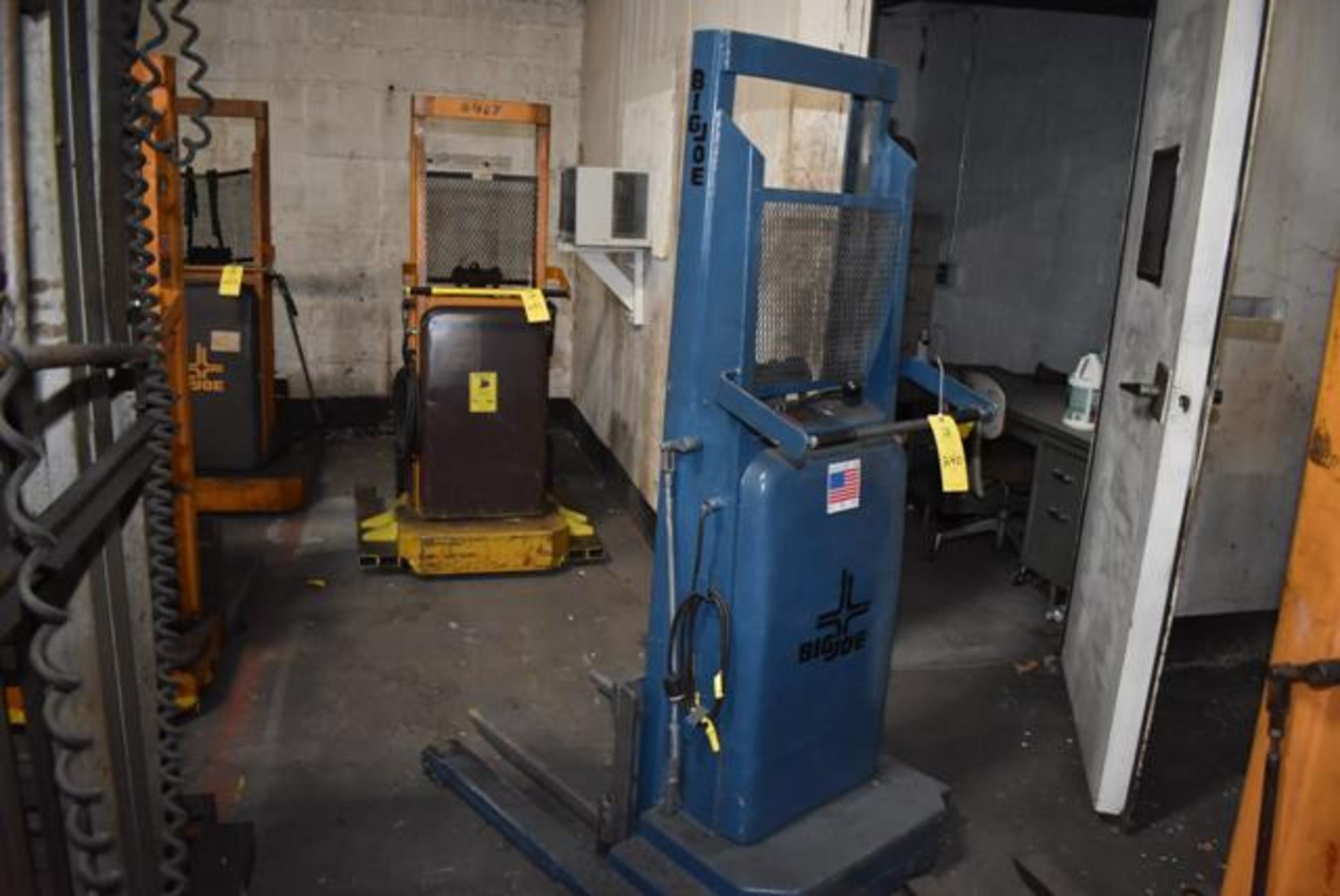 Big Joe Electric Lift, Frame, Parts, & Components Only