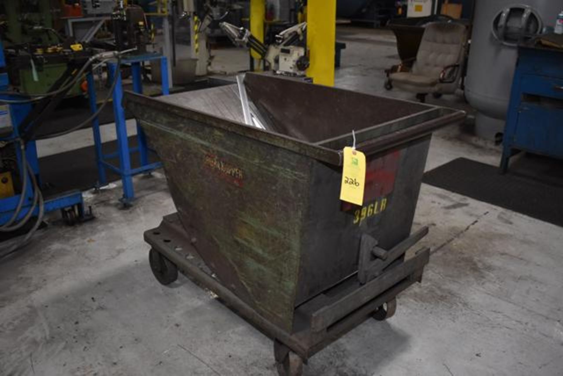 Roura Self Dumping Hopper