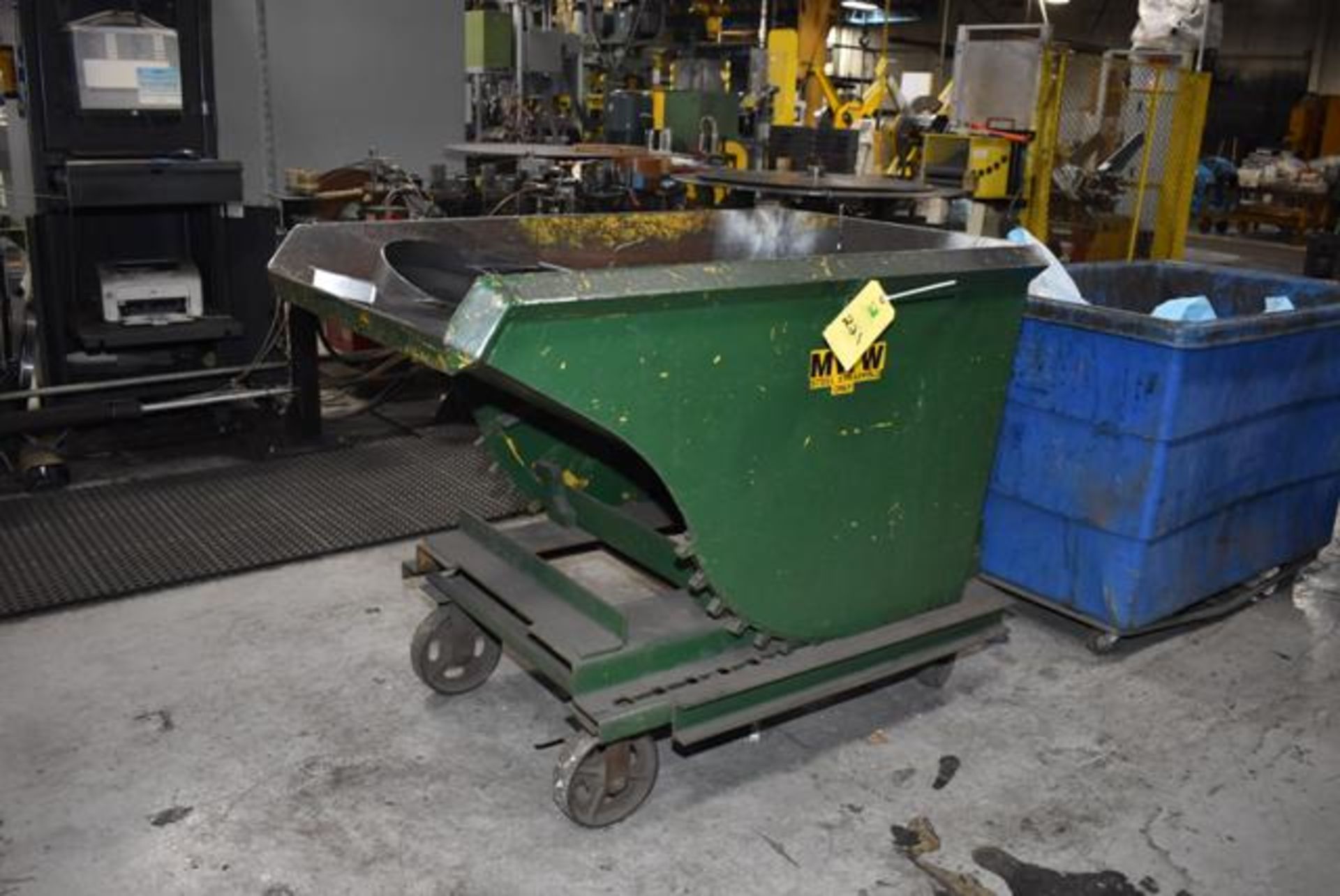 Roura Self Dumping Hopper Rated 1/2 Yard Capacity