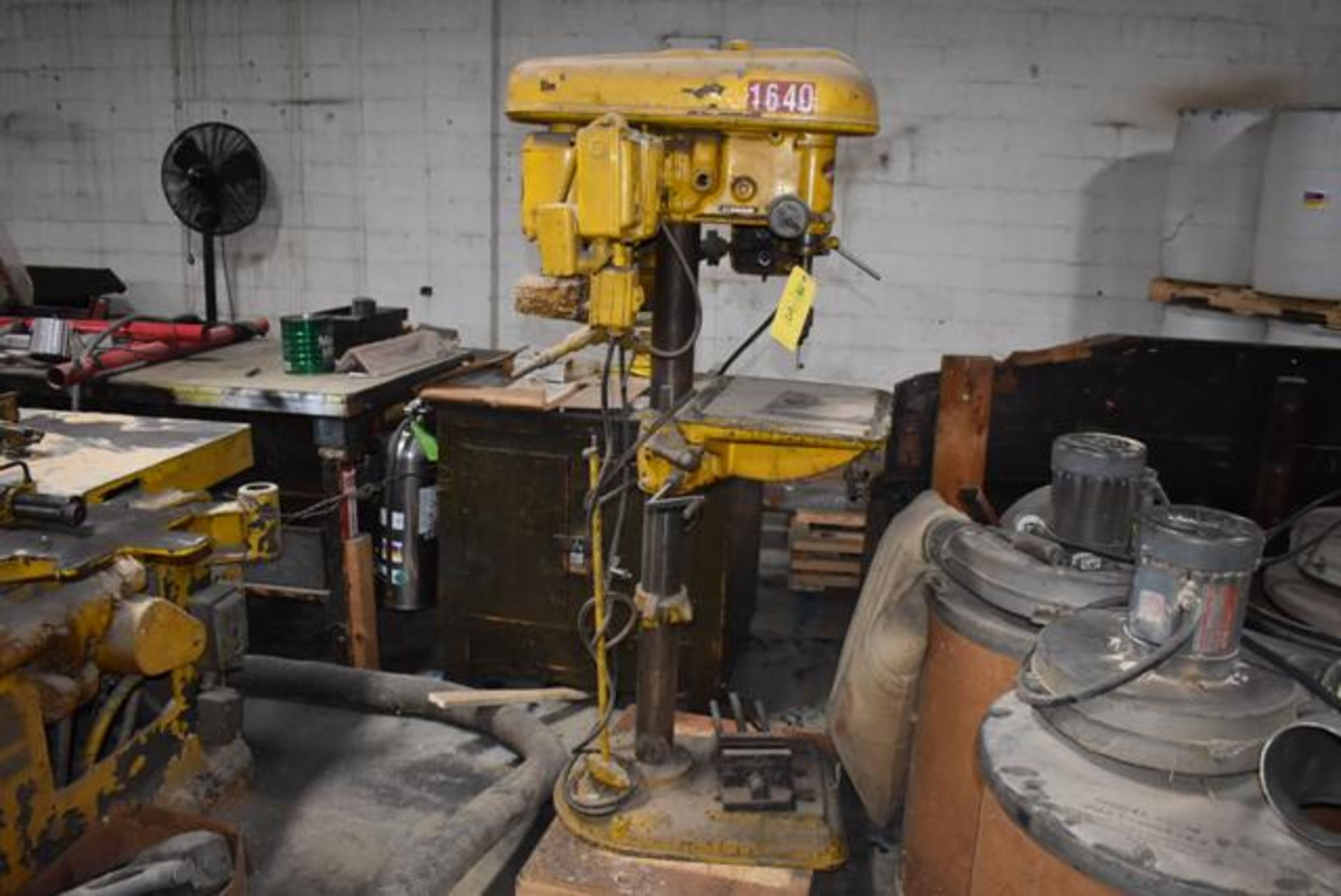 Delta 15" Drill Press w/Drill Chuck - Image 2 of 2