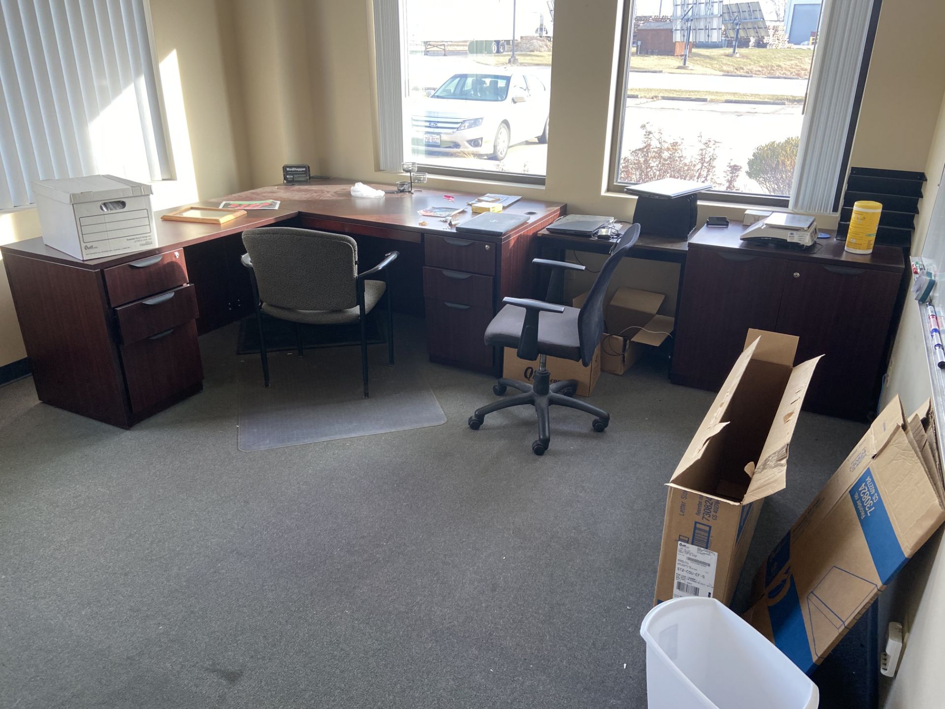 All Office Furniture (All Pictured, Buyer Has Right to Abandon Any Unwanted Items) - Image 4 of 26