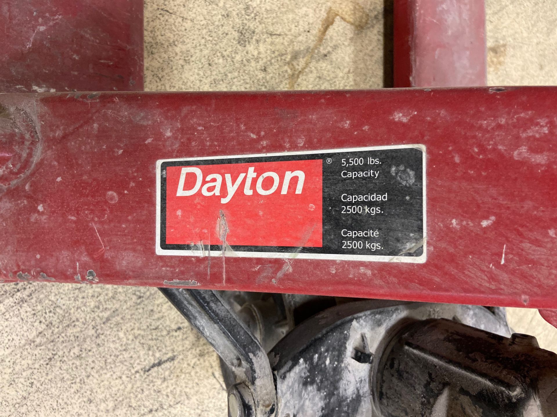 Dayton Pallet Jack, Model# 4YX97, 5,000 lbs Capacity - Image 2 of 4