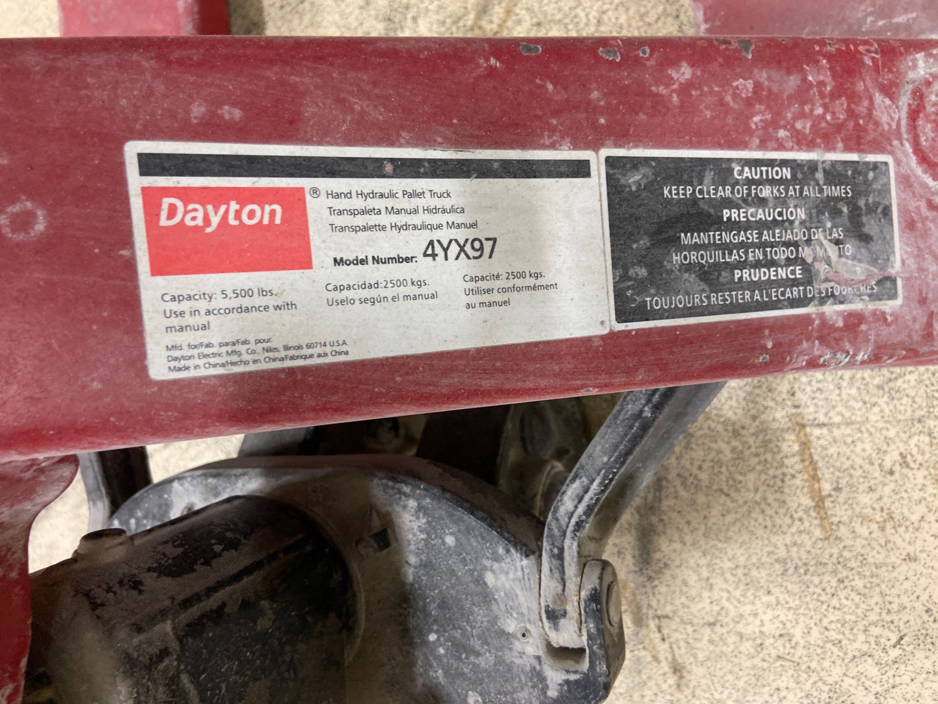 Dayton Pallet Jack, Model# 4YX97, 5,000 lbs Capacity - Image 3 of 4