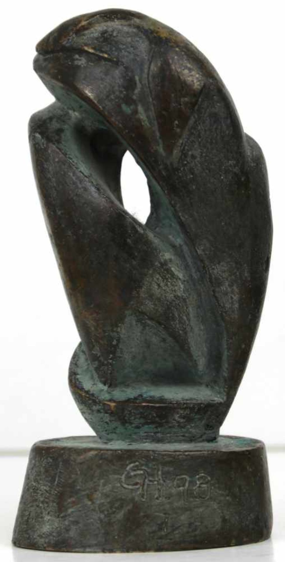 Huniat, Günther. (Geb. 1939):Ohne Titel. (Umarmung). Bronzeplastik, patiniert. Monogrammiert und - Bild 2 aus 2