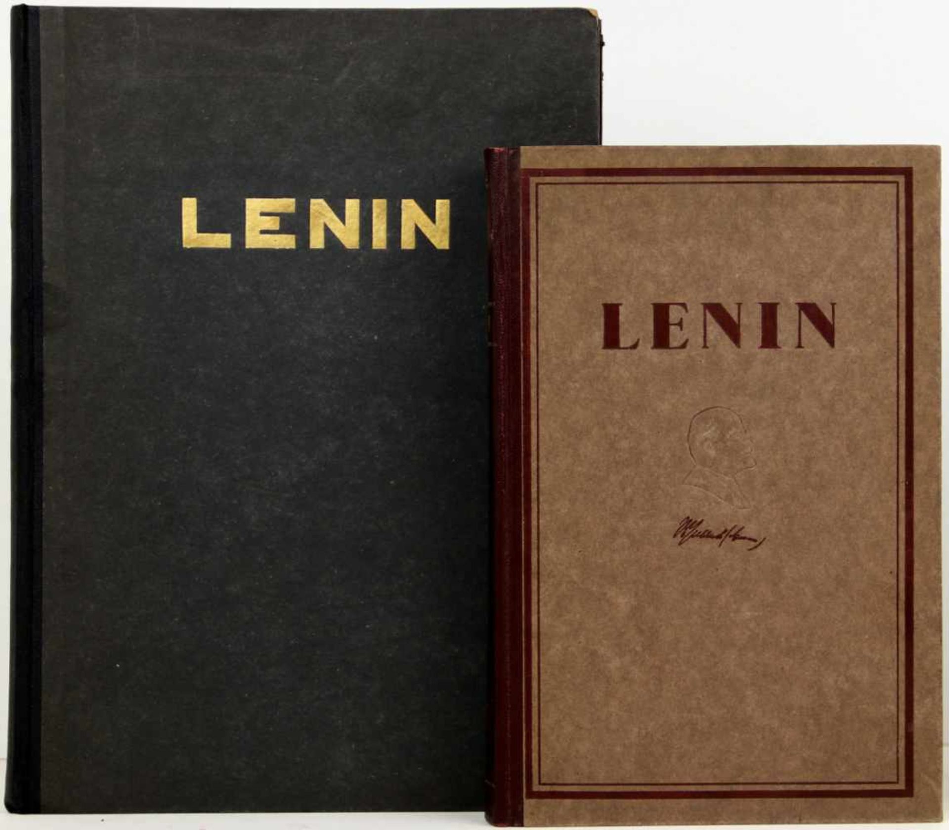 Lenin, Wladimir Iljitsch. -Lenin - Leben und Werk. Wien, Verlag für Literatur und Politik 1924.