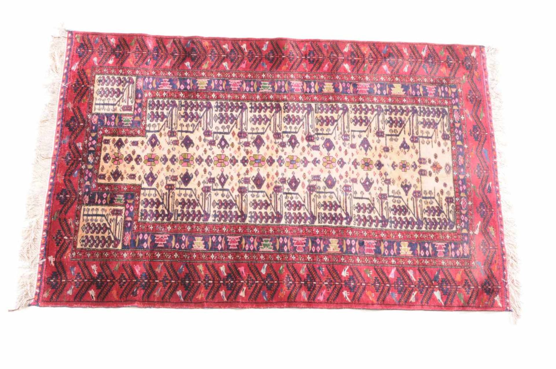 Beluch-SeideO-Persien, um 1960. Die hellgelbe Gebetsnische (Mihrab) ist mit Blüten und Blattranken - Bild 9 aus 10