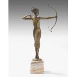 Josef Lorenzl(Wien 1892–1950)Diana. Bronze, patiniert. Auf Bronze bezeichnet: Lorenzl. H 43 cm;