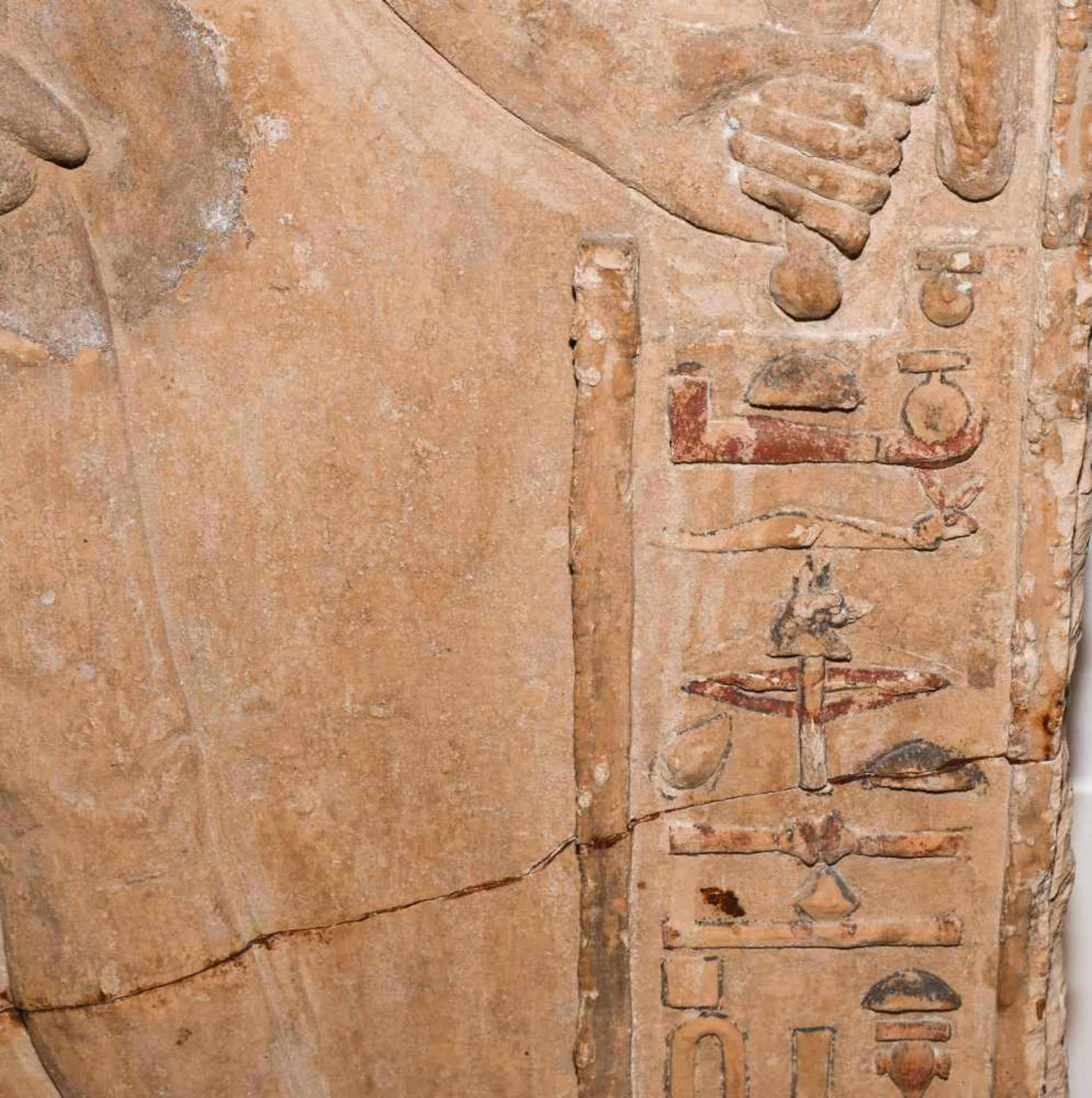 KalksteinreliefAegypten, ptolemäische Zeit, ca. 300–30 v.C. Kalkstein. Darstellung des nackten, - Bild 10 aus 11