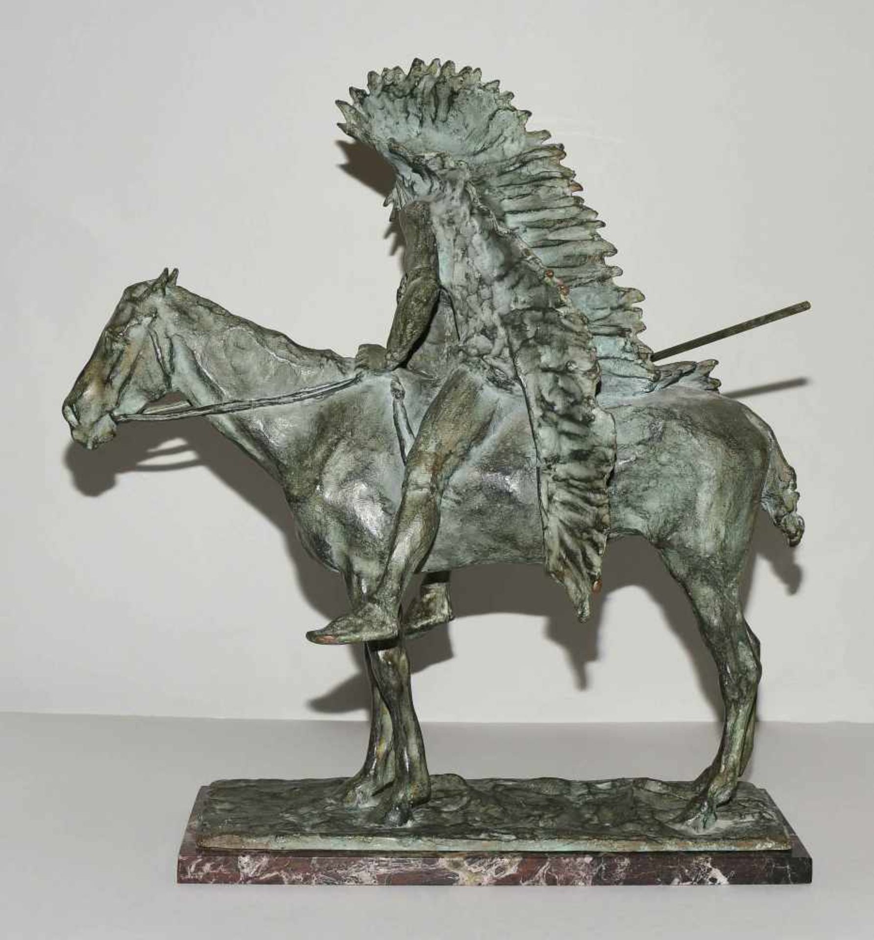 Paolo Troubetzkoy(1866–1938)Dat. 1893. Indianer auf Pferd. Bronze, grün-braun patiniert. Auf der - Bild 6 aus 10