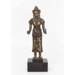 Bronzefigur der Göttin UmaKhmer, Angkor Watt Stil, 12./13.Jh. Bronze mit Resten von Vergoldung.
