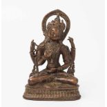 BodhisattvaNepal. Bronze. Auf doppeltem Lotossockel in padmasana sitzender vierarmiger