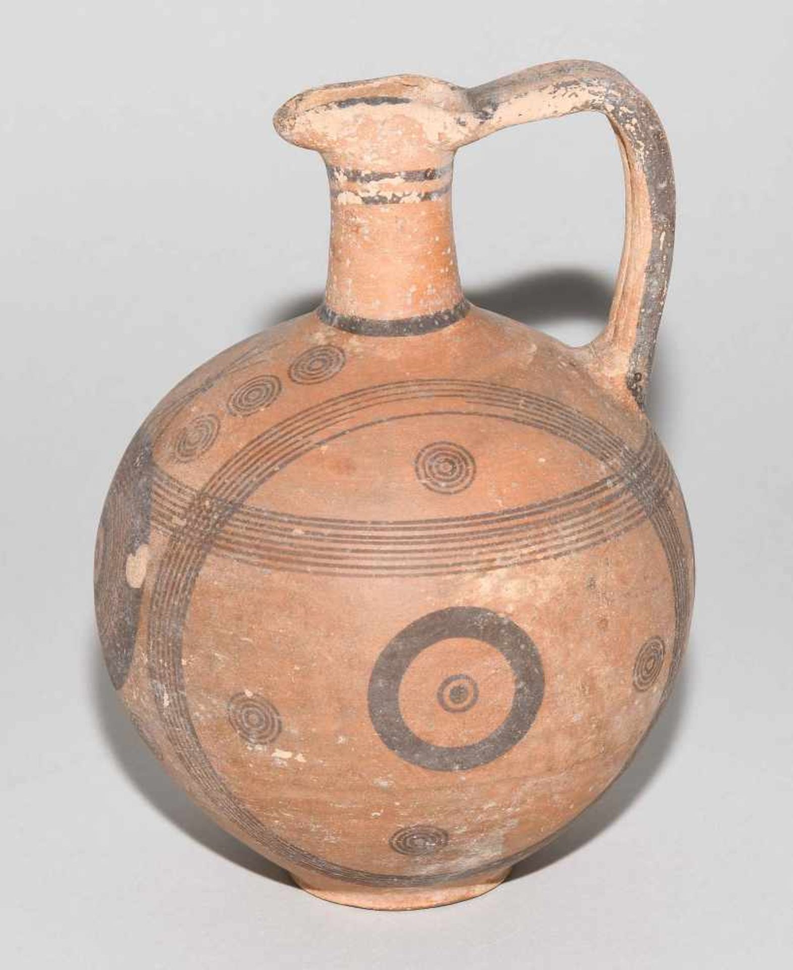 Zypriotische KanneKypro-archaisch, 750–650 v.C. Terrakotta. "Black-on-Red-Ware". Kugeliger - Bild 4 aus 7