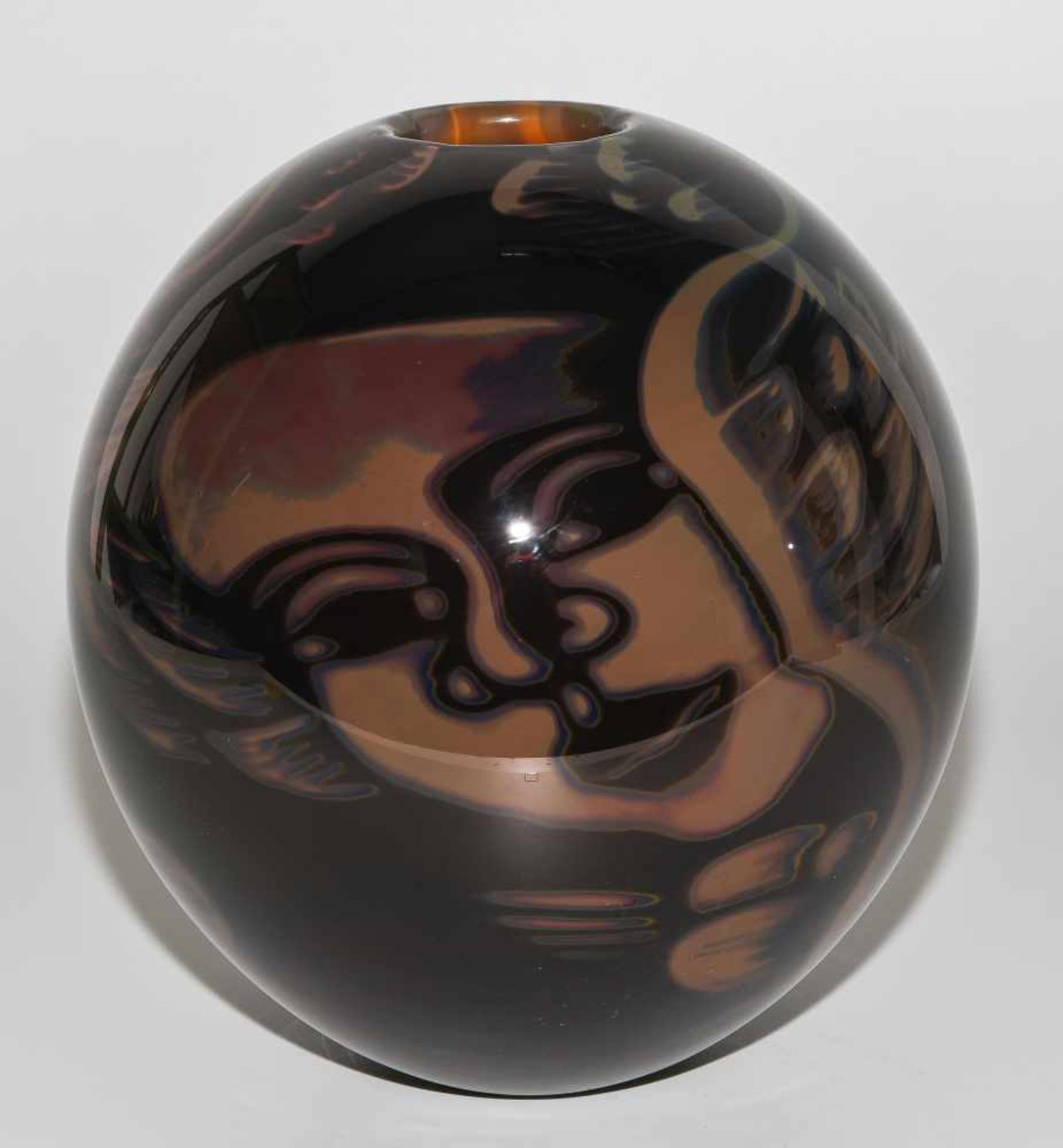 Eva EnglundGraal-Vase "Änglabarn". Orrefors Gallery. Entwurf 1988. Überfangglas, Dekor mit zwei - Bild 2 aus 7