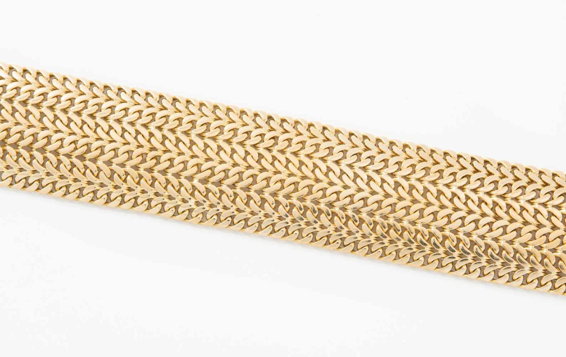 Gelbgold-Bracelet750 Gelbgold. Breites aus 6 Flachpanzerketten geschaffenes Bracelet. L 21 cm, B 3