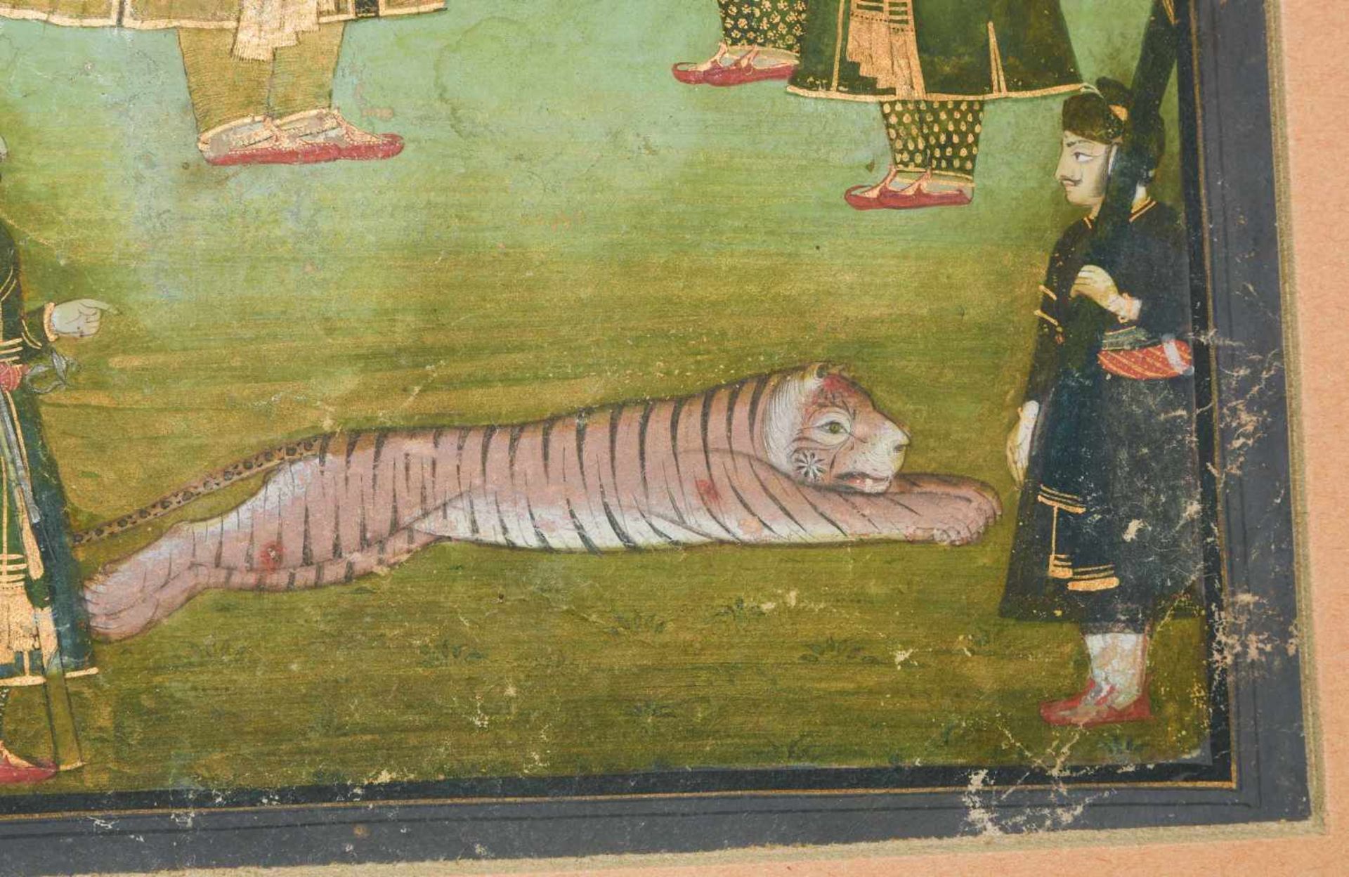 MiniaturmalereiIndien, Rajasthan. Pigmentfarben und Gold auf Papier. Maharaja mit Gewehr und seine - Bild 9 aus 11