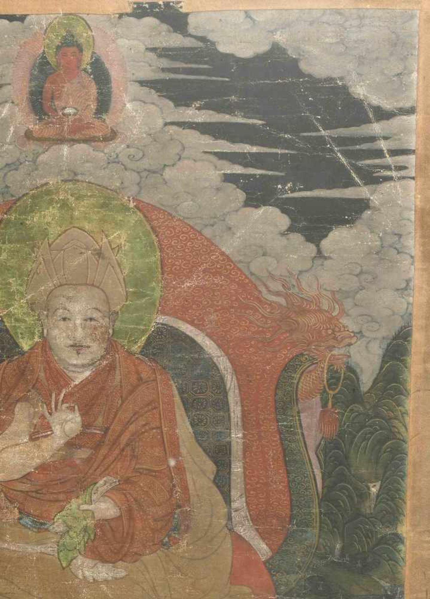 Thangka eines LamasTibet. Gouache und Gold auf Stoff. Auf Thron sitzender Lama, seine Rechte die - Bild 5 aus 9