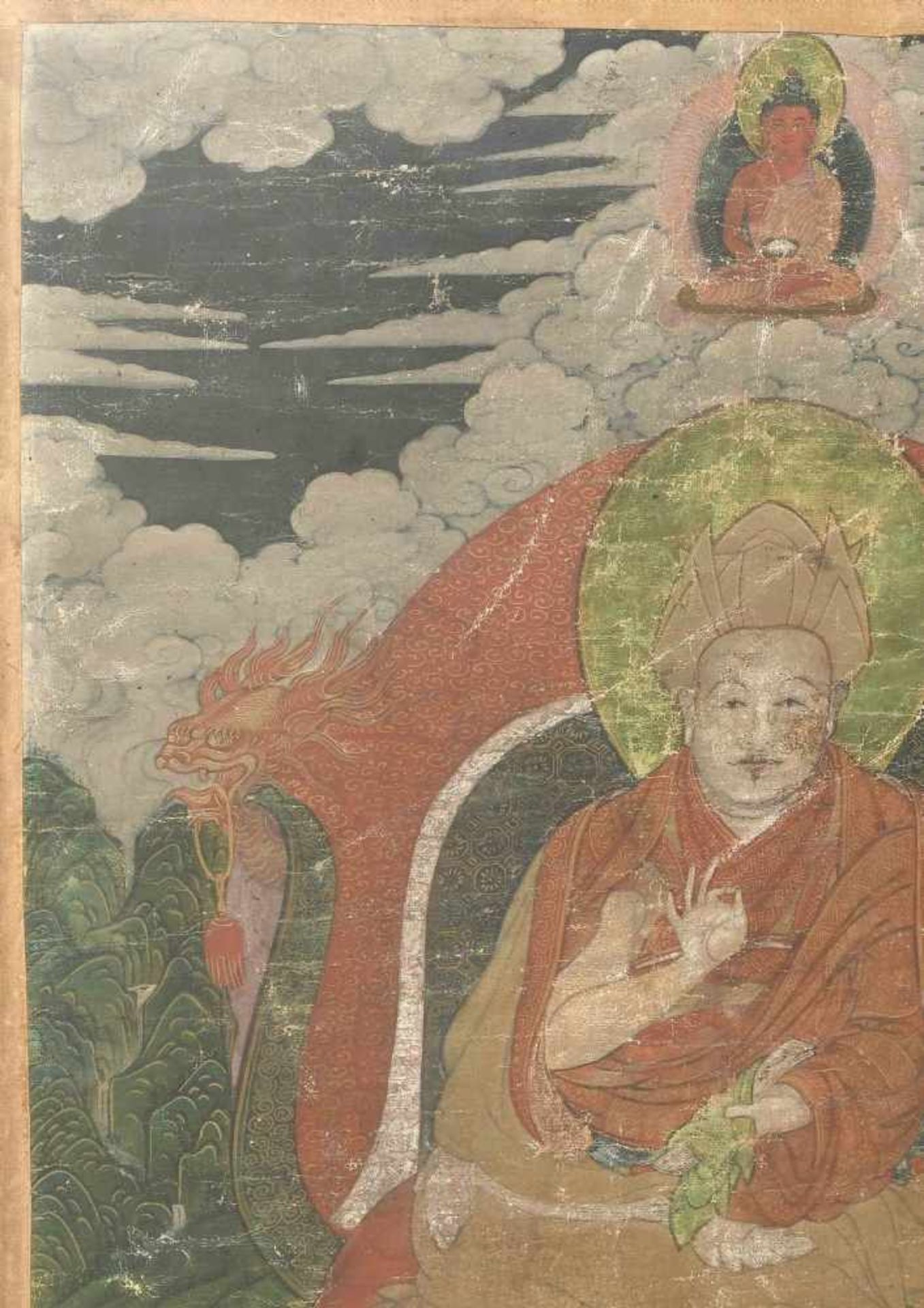 Thangka eines LamasTibet. Gouache und Gold auf Stoff. Auf Thron sitzender Lama, seine Rechte die - Bild 4 aus 9