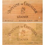 Domaine de Chevalier2001. Grand Cru. Pessac-Leognan. 2x Orig. Holzkiste. Zusammen 12 Flaschen.- - -