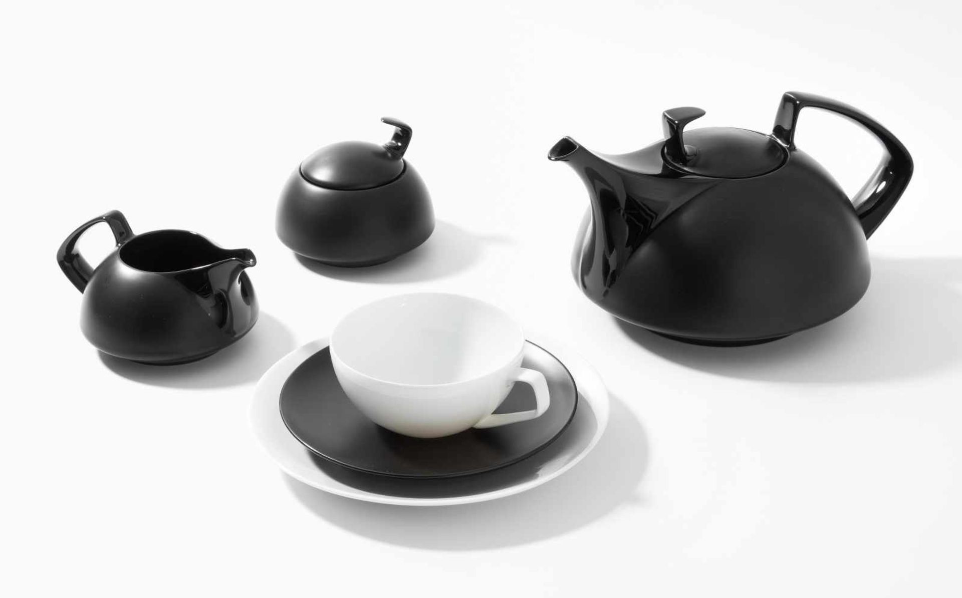 Rosenthal*Teeservice "TAC". Entwurf: The Architects Collaborative/Walter Gropius, Louis McMillen.