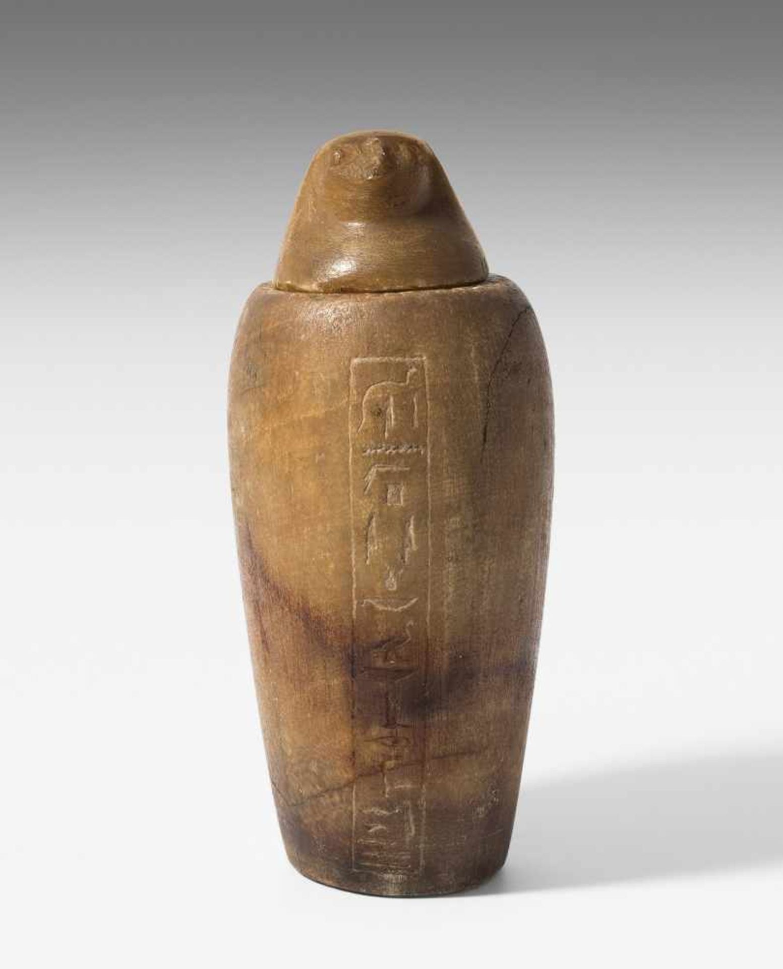 KanopengefässAegypten, Spätzeit, um 600–400 v.C. Alabaster. Deckel mit Kopf des Kebechsenuef in Form