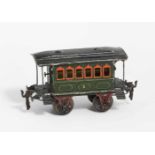 Märklin-Durchgangswagen "1807"Deutschland, um 1903. Blech, farbig lackiert. Spur I. 2-achsig. Nr.