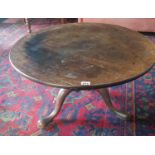 A Georgian low circular Table with pad feet. Circa 1770. 80 cms diam.
