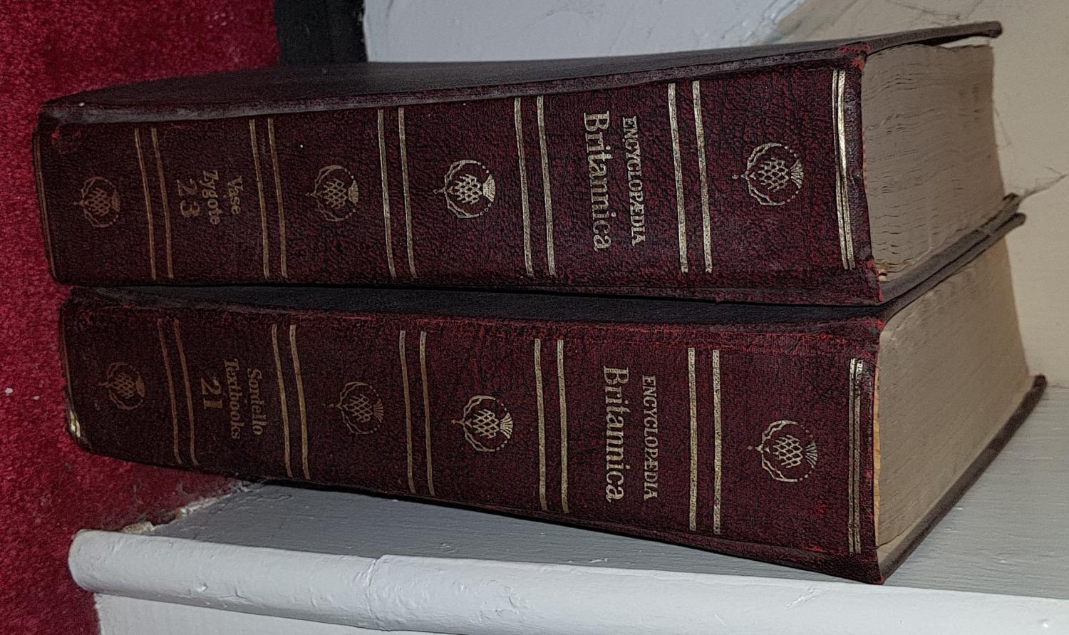 A quantity of Encyclopedias. - Image 4 of 4