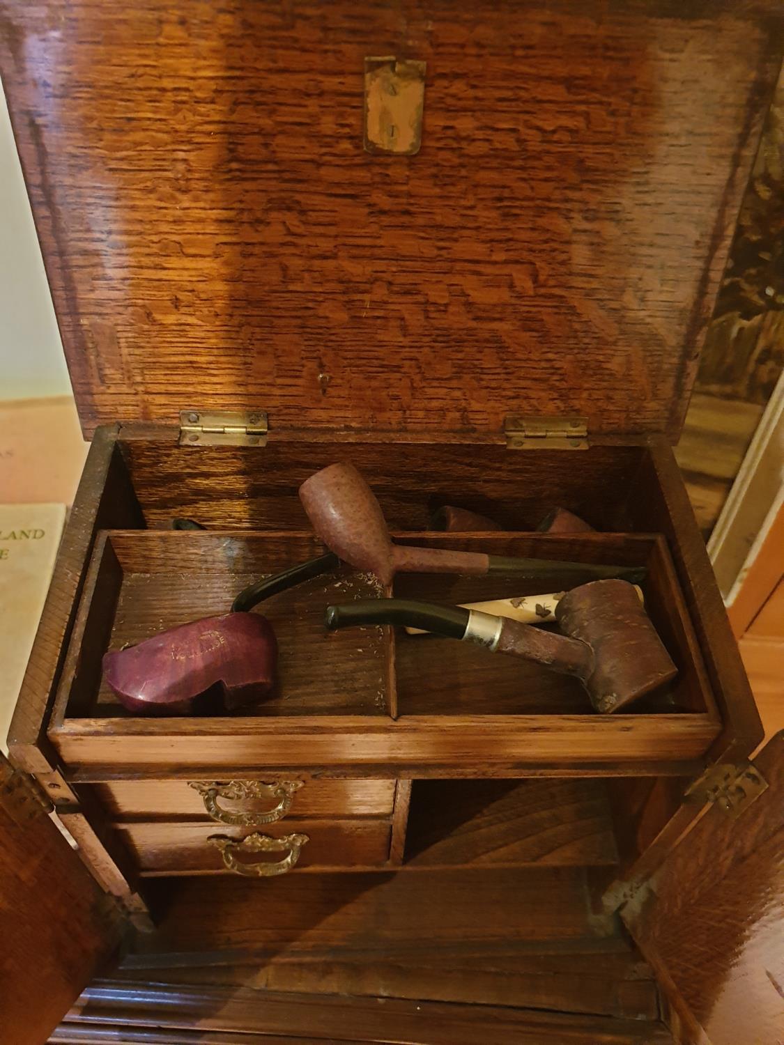 A 19th Century Oak Smokers Cabinet. Approx 28cm (L) x 18cm (D) x 27cm (H). - Image 3 of 3