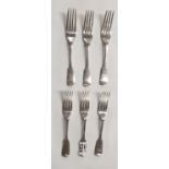 A set of six Dessert Forks. John Round 1911. 12oz.