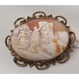 A good gold Cameo Brooch.