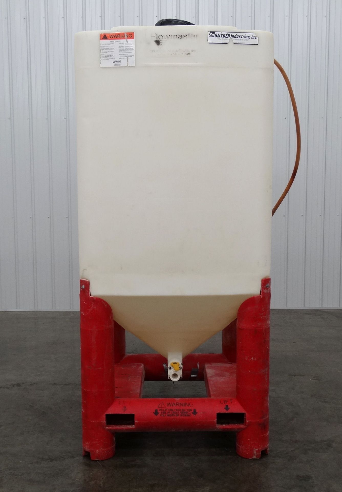 Snyder Industries 500 Gallon Flowmaster Tote C3298 - Image 2 of 10