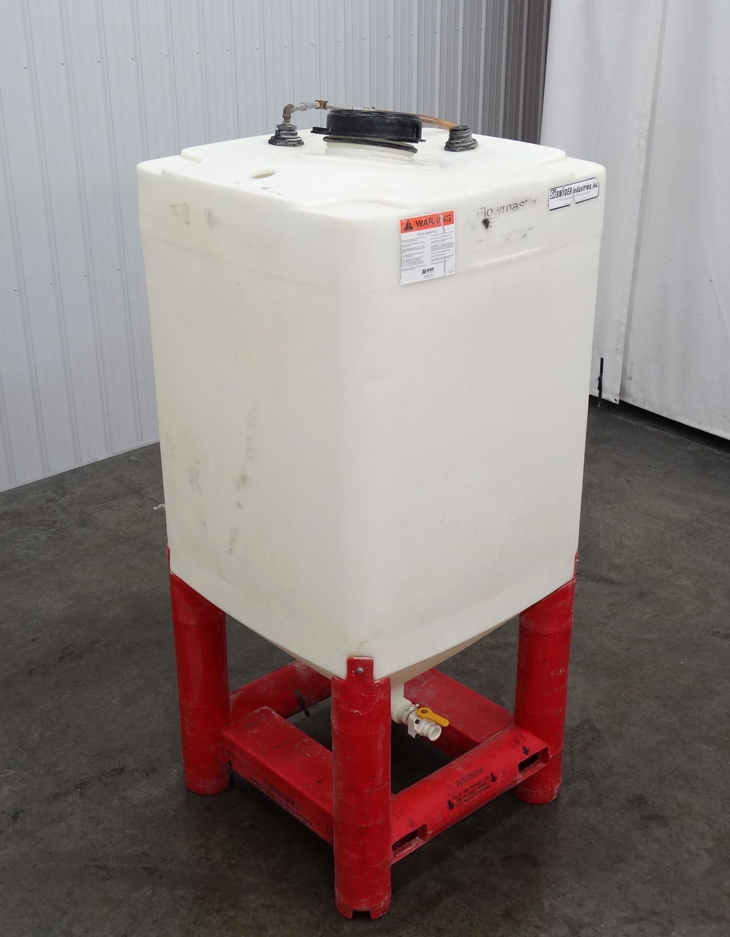 Snyder Industries 500 Gallon Flowmaster Tote C3298 - Image 5 of 10