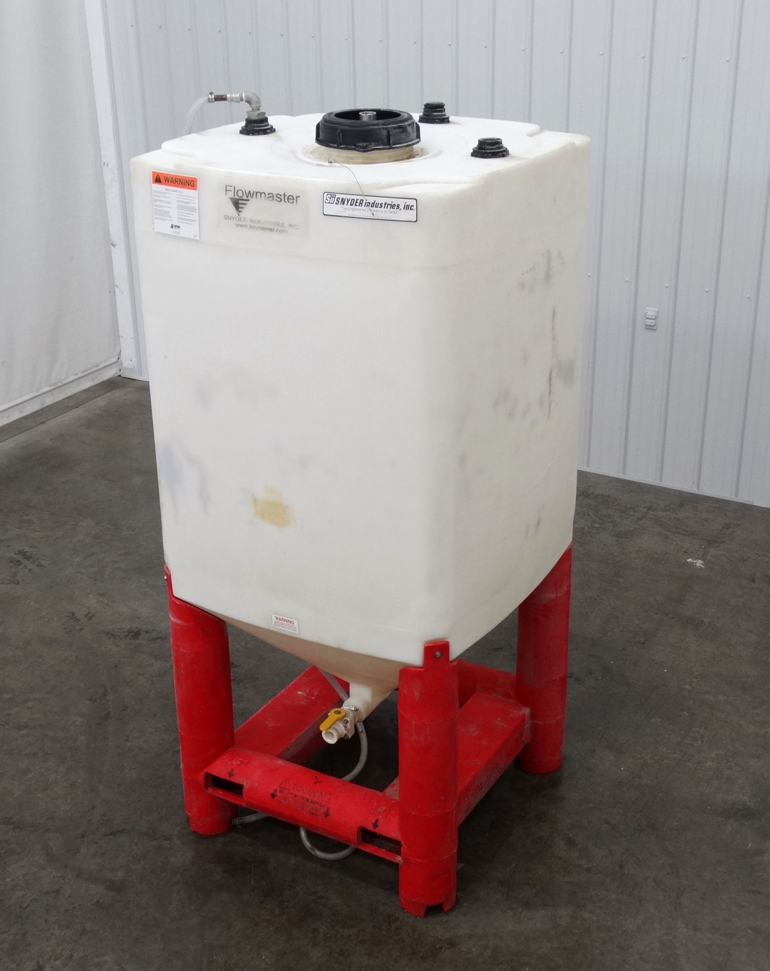 Snyder Industries 500 Gallon Flowmaster Tote B4403 - Image 4 of 12