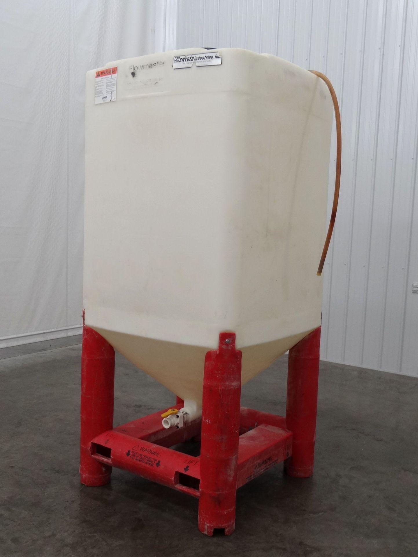 Snyder Industries 500 Gallon Flowmaster Tote C3298 - Image 4 of 10