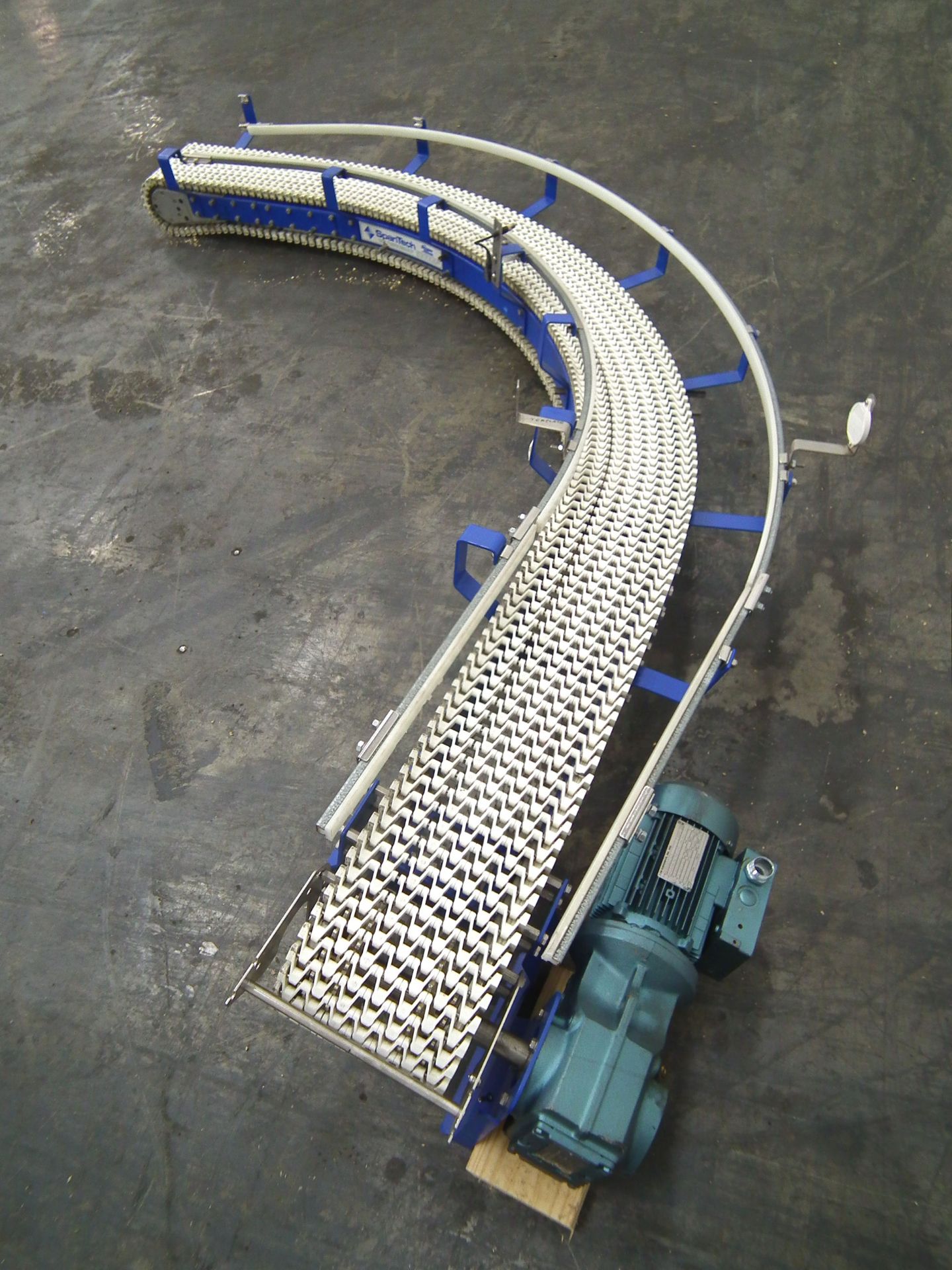 Spantech 90 degree Curve Conveyor 8.5W x 100L A4803 - Image 4 of 6