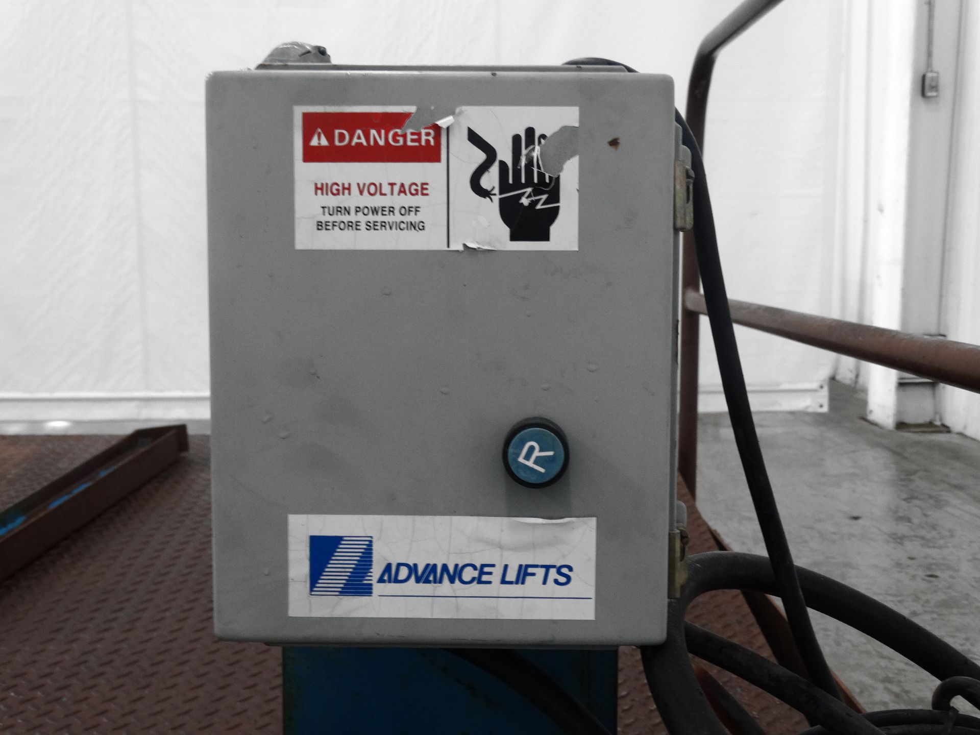 Advance Lifts 2500-K Recessed Dock Lift B7744 - Image 10 of 12