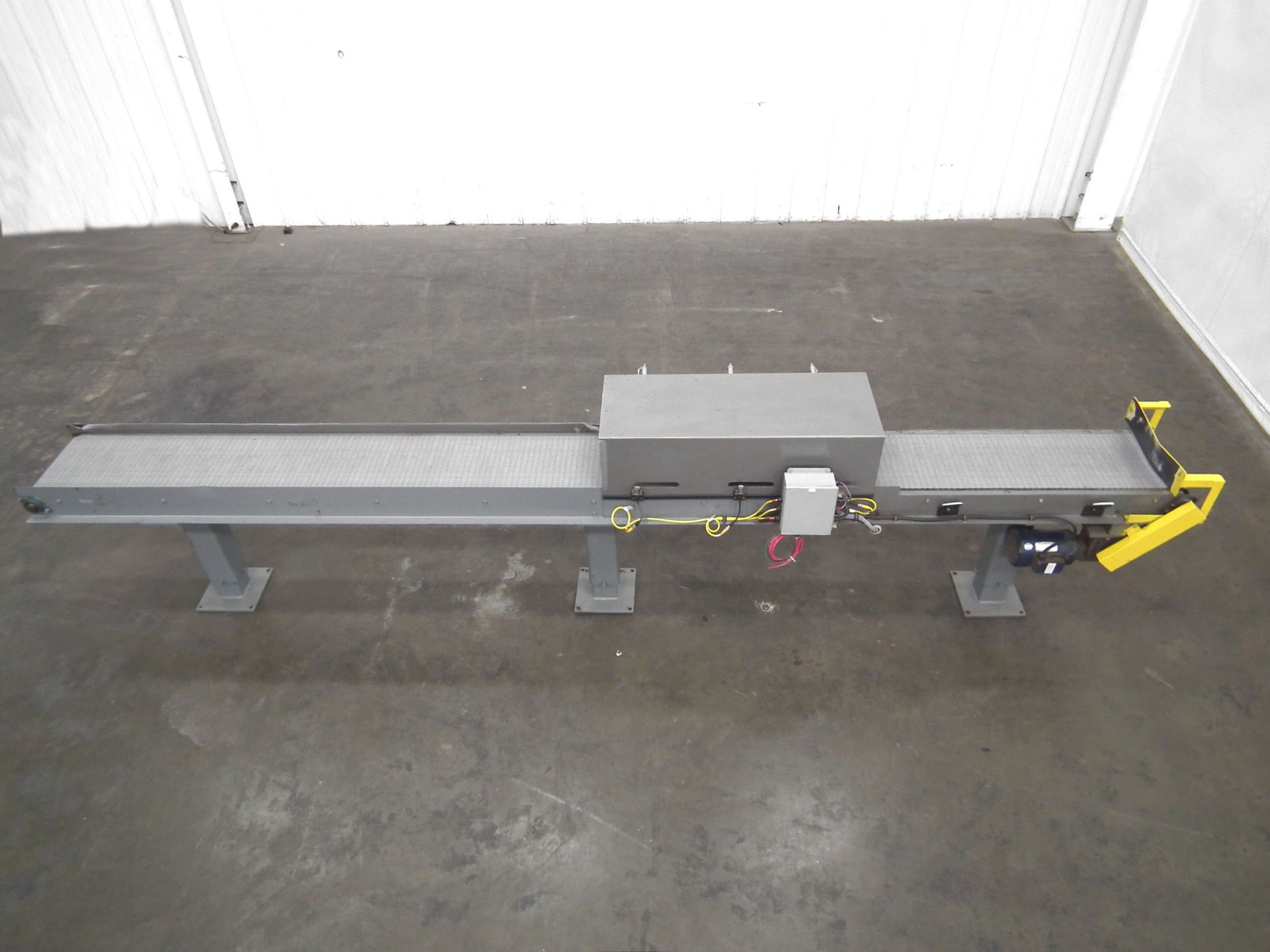 15" Wide x 204" Long Conveyor w Plastic Chain A7937