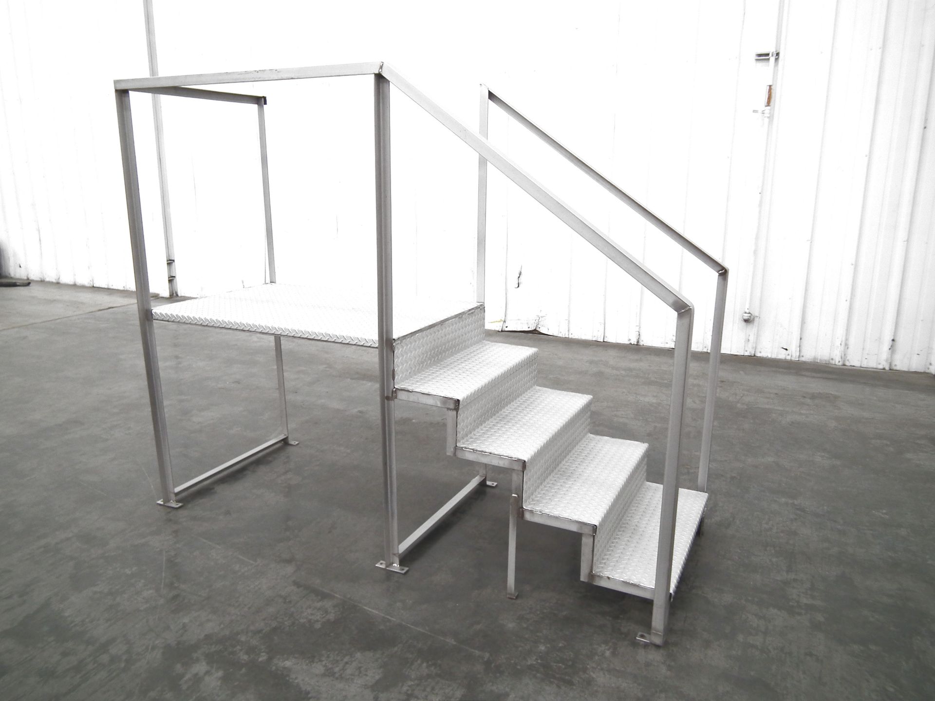 Steel Platform with Railing A9907 - Image 2 of 8